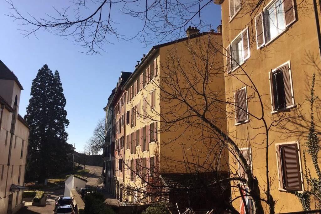 Centre Lausanne 2 Pieces Luaran gambar